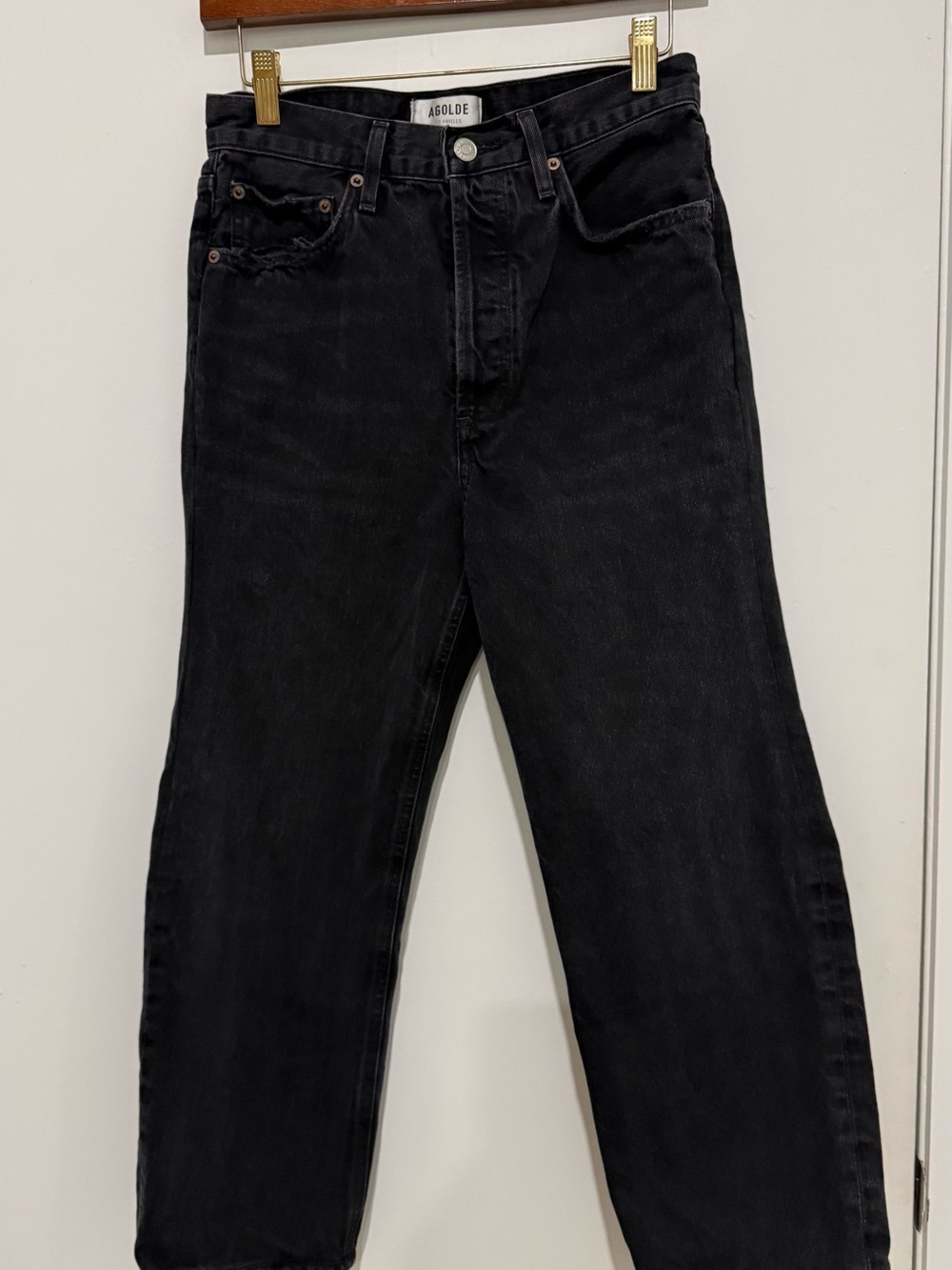 AGOLDE 90s Cropped Jeans in tar black